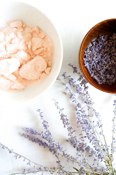 Lavender flowers with Himalayan Pink Bath Salt for natural relaxation and skin care by Crystal Mines Australia.